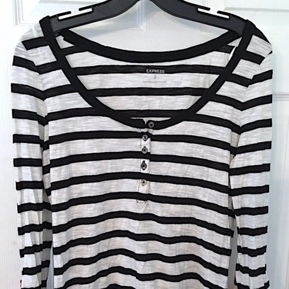 Red Cuffs Long Sleeve Henley 